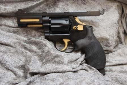 Smith & Wesson spesial revolver