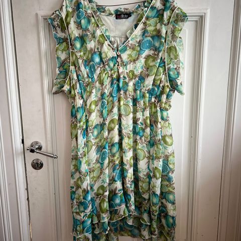 Unik plus size kjole med mønster av lime, 2-3XL