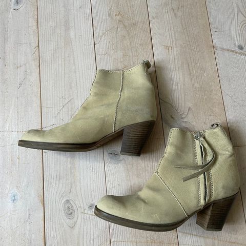 Acne Boots str 40