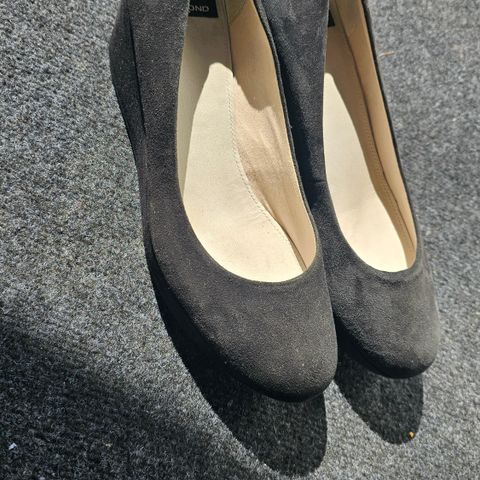 Kilehæl pumps