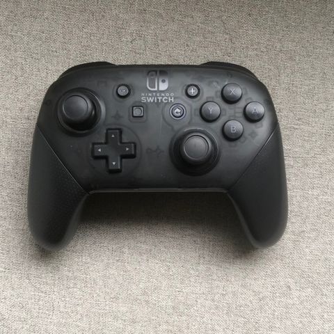 Nintendo Switch Pro Kontroller