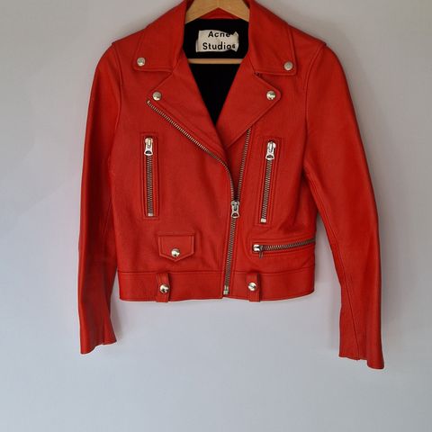 Kort rød skinn acne studio biker modell