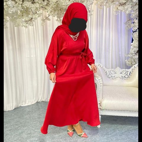 Nydelig rød stretch kjole!