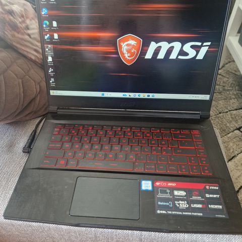 MSI-bærbar pc- gf63 8rd