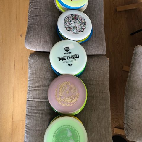 Massevis av nye disker fra MVP, Discraft, Discmania, Millenimum +++ - Disc golf