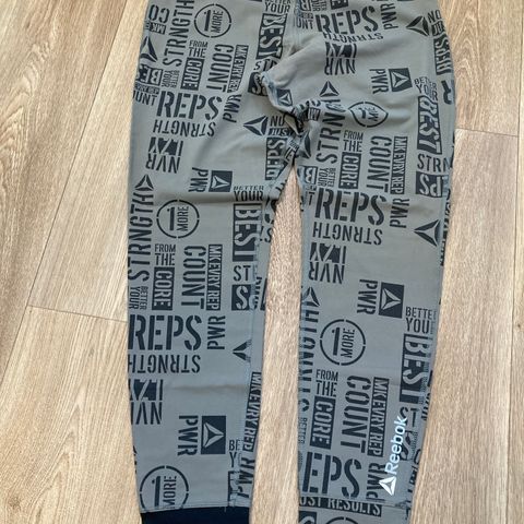 Reebok-tights str. L