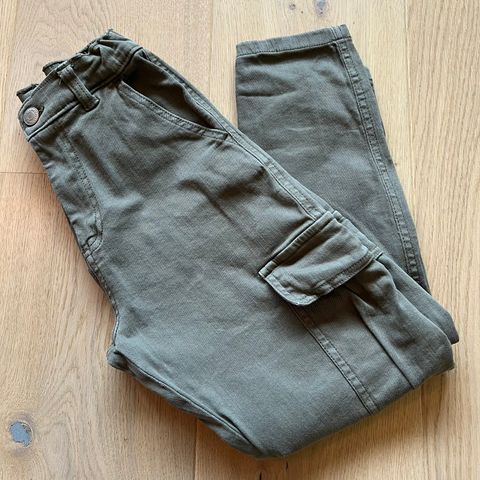 Cargopants fra Zara str 134