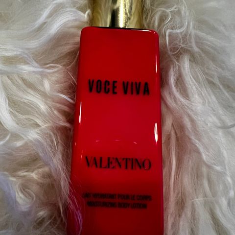 Voce Viva Valentino body lotion