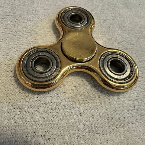 Fidget spinner