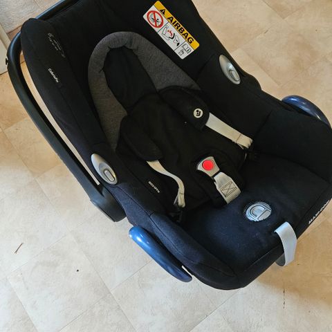 Babystol til bil med base - Maxi-Cosi isofix