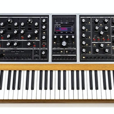 Moog One Polyphonic Analog Synthesizer 8 voice