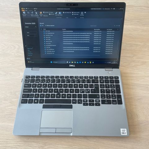 Dell Precision 3550, kraftig arbeidsstasjon for skole/jobb