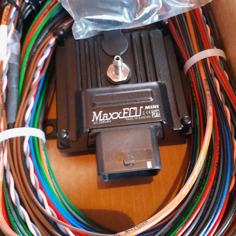 Maxxecu mini