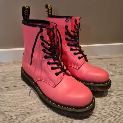 Dr. Martens