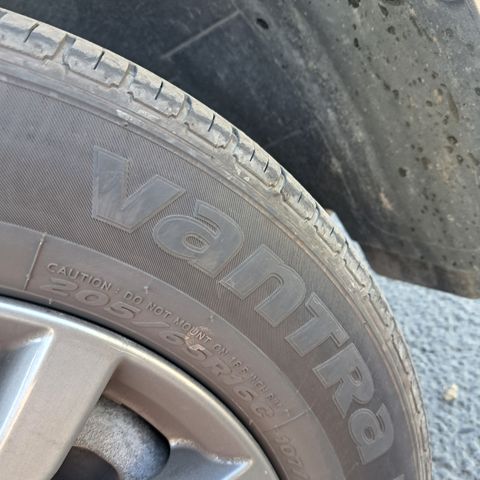 205/65R16C 107/105T Sommerdekk