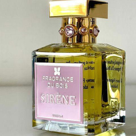 Siréne- Fragrance Du Bois dekanter.