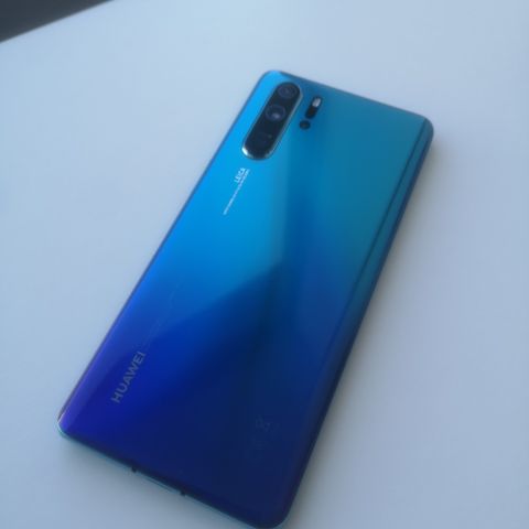 Huawei P30 Pro (New screen!)