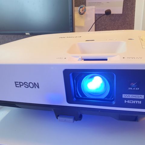 Kraftig Epson Full HD prosjektor