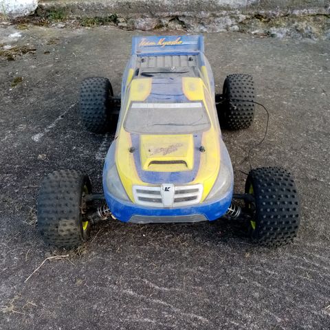 RC bensin bil Kyosho TR15 Stadium Force nitro 1/10 scale