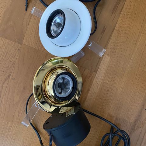 3 gull , og 6 hvite - nye downlights - selges samlet etter farge