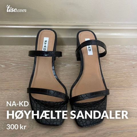 Ubrukte sandaler fra NA-KD