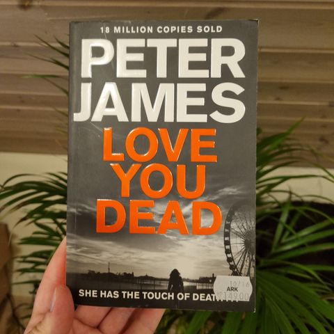 Love You Dead Av Peter James. Pocketutgave , engelsk.