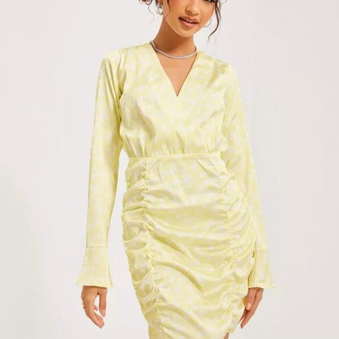 NY PRIS! Ruched Flare Dress Yellow Patterned Size EU 40