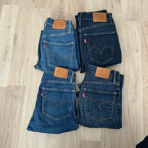 Levis skinny jeans