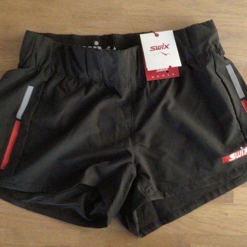 Swix carbon shorts W, str L. Ny med merkelapp.