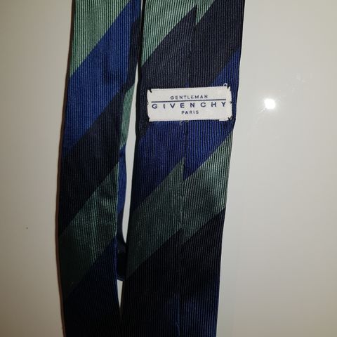 Givenchy slips med frakt
