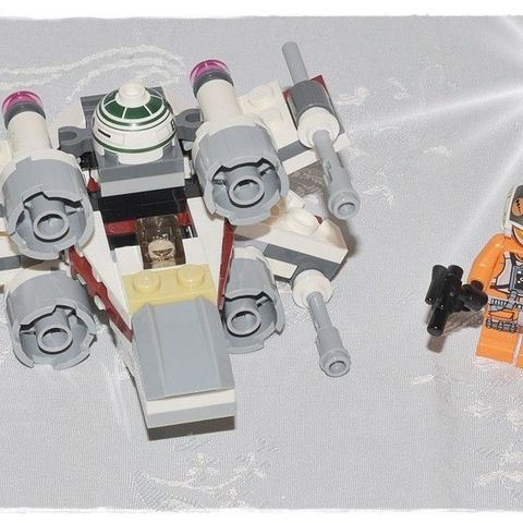 ~~~ LEGO Star Wars - X-wing Fighter Microfighter (75032) ~~~