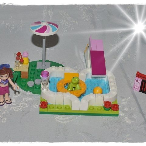 Siste Sjanse ~~~ LEGO Friends: Olivia's Garden Pool (41090) ~~~