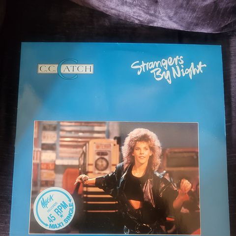 Tilbud - C.C Catch Strangers By Night