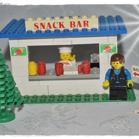 ~~~ LEGO: Snack Bar (675) ~~~