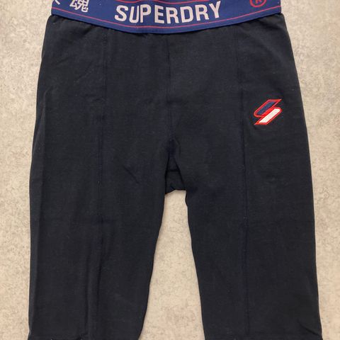 Bikershorts fra superdry i S/M