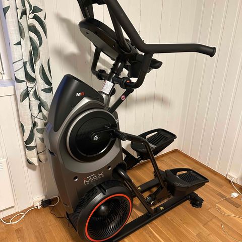 Max Trainer M8i Bowflex Simulator Trening