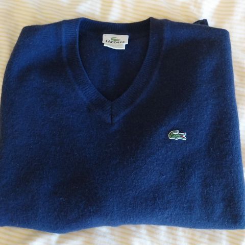 Vintage Lacoste ullgenser str 5 US (M)