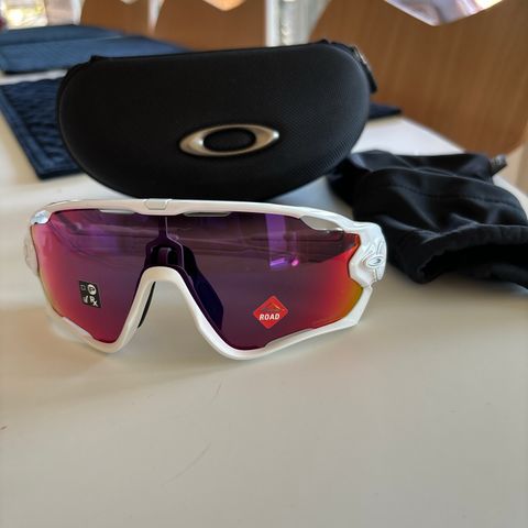 Oakley Jawbreaker Polished white PRIZM ROAD