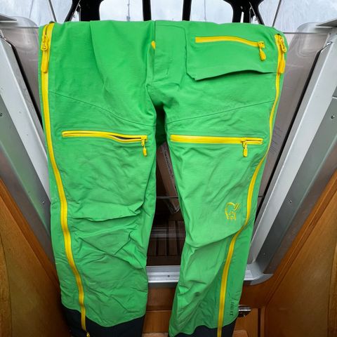 Norrøna Goretex Lofoten pro pants