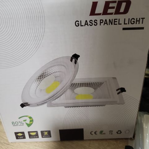 Led lampe tak lampe. Med glass