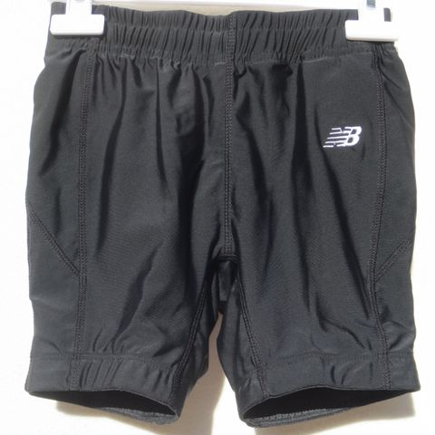 NY treningsshorts fra NEW BALANCE, str. 140-152 (10-12 år)