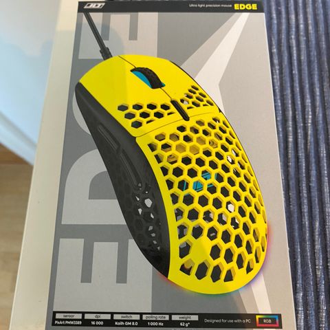 Ny og uåpnet EDGE Ultra light precision gaming mouse