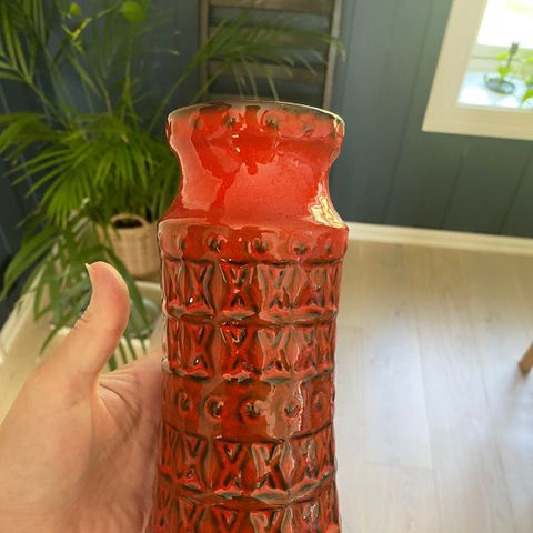 Vase retro rød // Scheurich vase