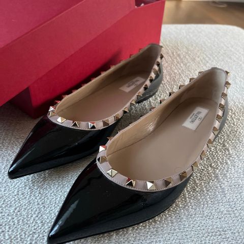 Nye Valentino Garavani Rockstud Ballerina