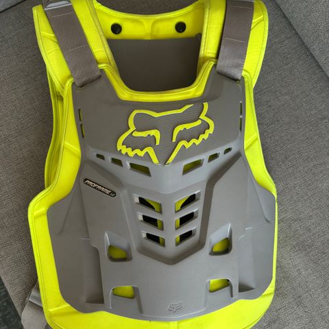 Fox proframe LC chest protection