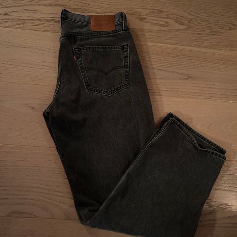 Levis Stay Loose W31 L32 black wash.