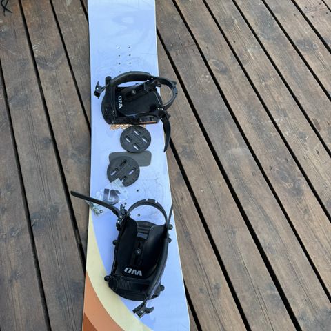 Wild Duck snowboard med bindinger og sko