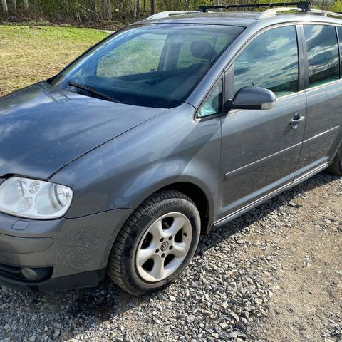 Touran deler 1,9 tdi AVQ 6 trinn manuell