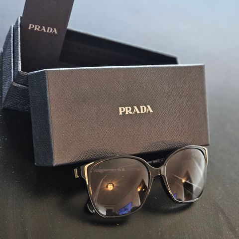 PRADA solbriller