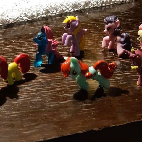 My little pony figurer selges